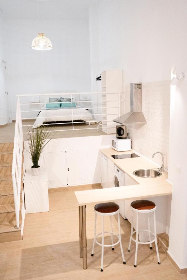 Loft Victoria Centro Historico Wifi & Parking Apartment Малага Екстериор снимка